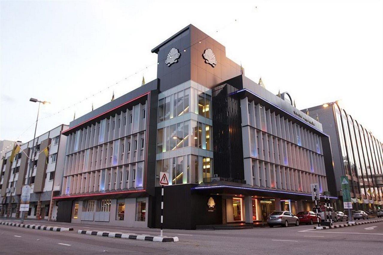 The Brunei Hotel Bandar Seri Begawan Exterior photo